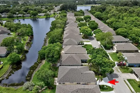 445 Tamarind Place Vero Beach FL 32962