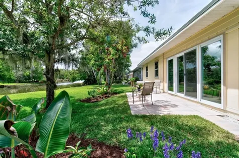 445 Tamarind Place Vero Beach FL 32962