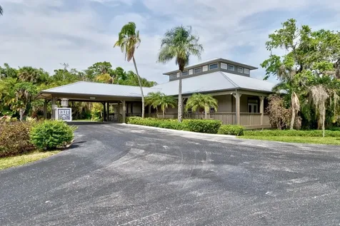 445 Tamarind Place Vero Beach FL 32962