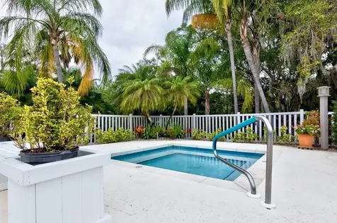445 Tamarind Place Vero Beach FL 32962