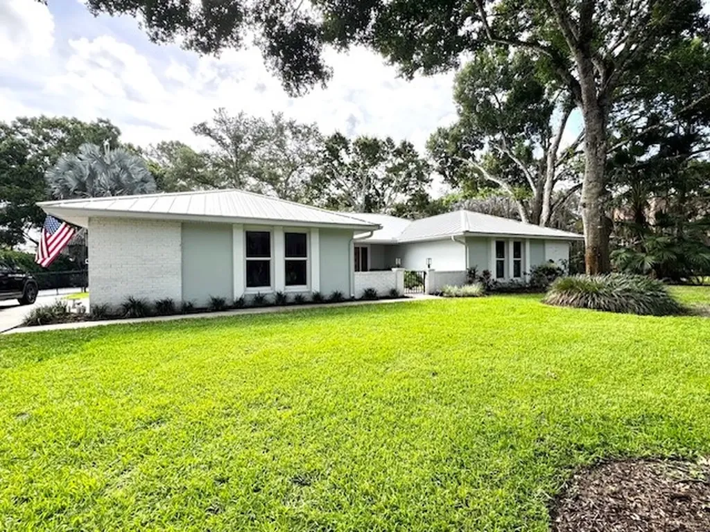1240 40th Avenue SW Vero Beach FL 32968