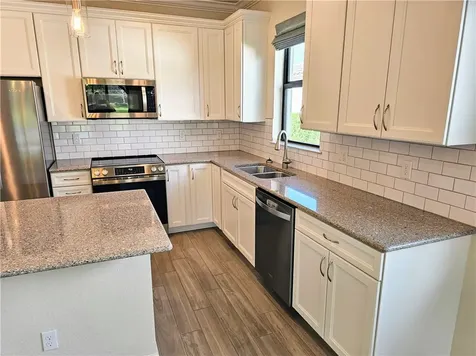 5203 Unity Square Vero Beach FL 32967