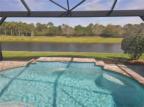 5203 Unity Square Vero Beach FL 32967