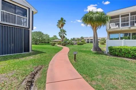 3209 S Lakeview Circle Fort Pierce FL 34949