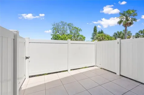 3209 S Lakeview Circle Fort Pierce FL 34949