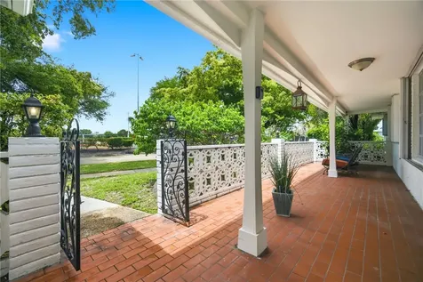 321 Chaminade Drive Hollywood FL 33021