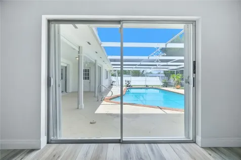 321 Chaminade Drive Hollywood FL 33021