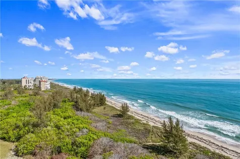 3702 N Highway A1a Hutchinson Island FL 34949