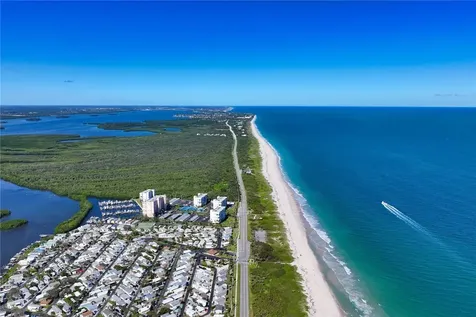 5051 N Highway A1a Hutchinson Island FL 34949