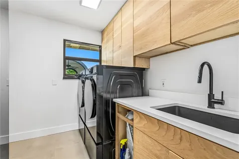 2145 Sanford Court Vero Beach FL 32963