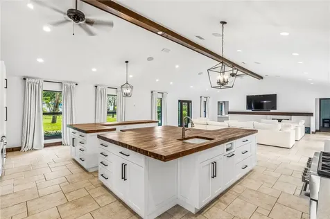 2145 Sanford Court Vero Beach FL 32963