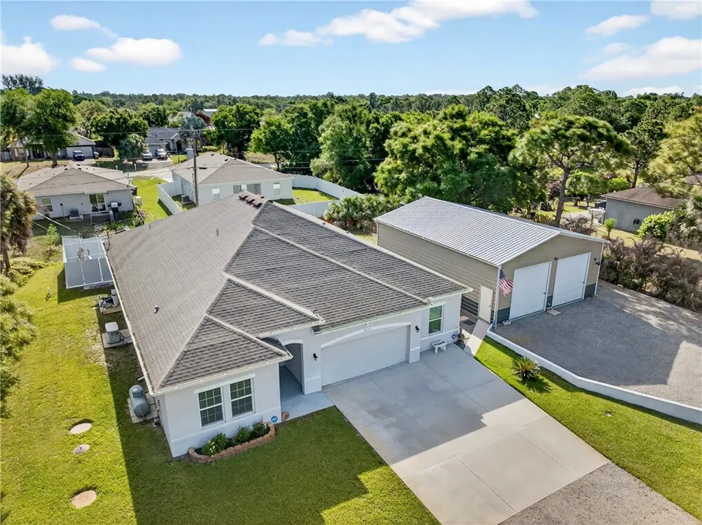 8236 100th Avenue Vero Beach FL 32967