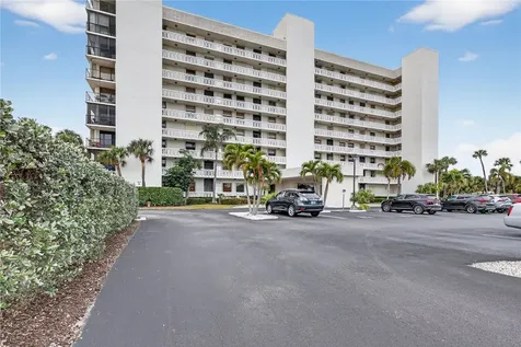 5059 N Highway A1a Hutchinson Island FL 34949