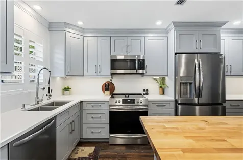 2800 Indian River Boulevard Vero Beach FL 32960