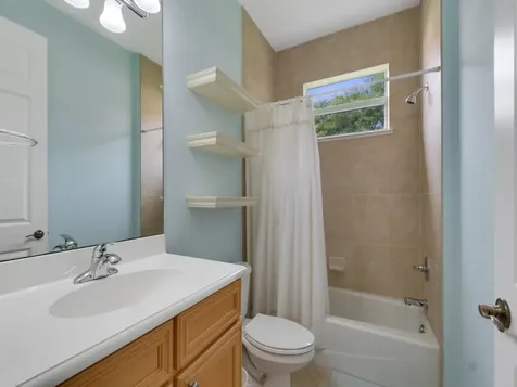 4180 E 16th Square Vero Beach FL 32967