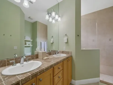 4180 E 16th Square Vero Beach FL 32967