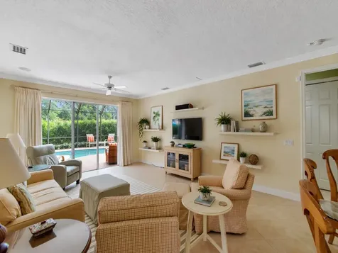 4180 E 16th Square Vero Beach FL 32967