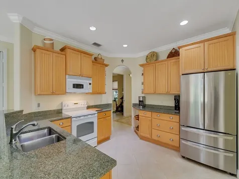 4180 E 16th Square Vero Beach FL 32967
