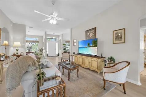5475 Temple Terrace SW Vero Beach FL 32968