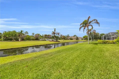 5475 Temple Terrace SW Vero Beach FL 32968