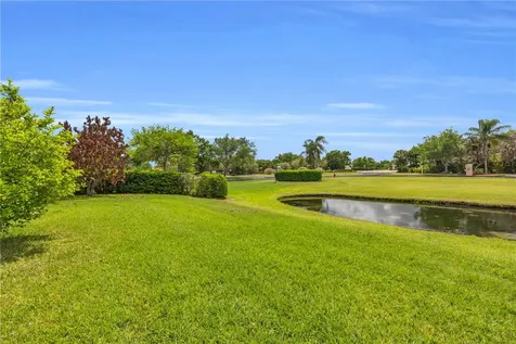 5475 Temple Terrace SW Vero Beach FL 32968