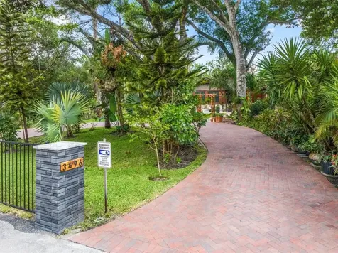 3496 3rd Place Vero Beach FL 32968