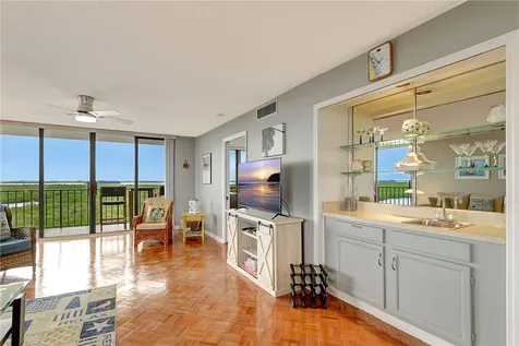 5059 N Highway A1a Hutchinson Island FL 34949
