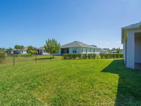 5982 Sequoia Circle Vero Beach FL 32967