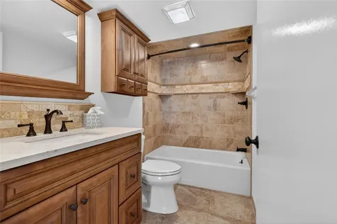 910 E Causeway Boulevard Vero Beach FL 32963