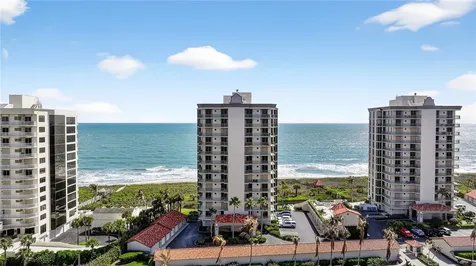 4330 N Highway A1a Hutchinson Island FL 34949