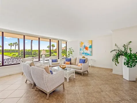 1480 Ocean Drive Vero Beach FL 32963