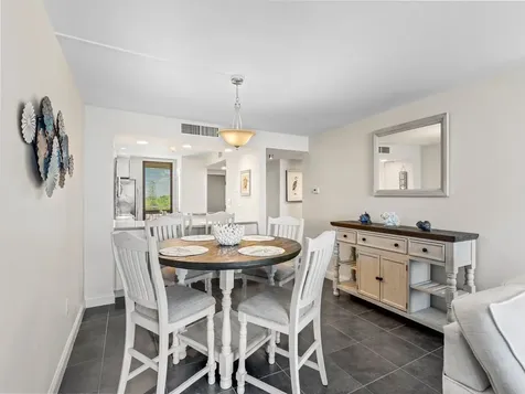 1480 Ocean Drive Vero Beach FL 32963