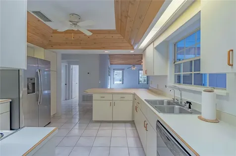 1027 Mangrove Lane Vero Beach FL 32963