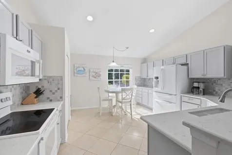 1746 Highland Drive SW Vero Beach FL 32962