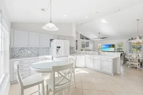 1746 Highland Drive SW Vero Beach FL 32962