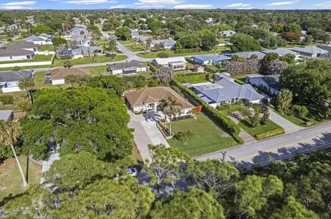 1746 Highland Drive SW Vero Beach FL 32962