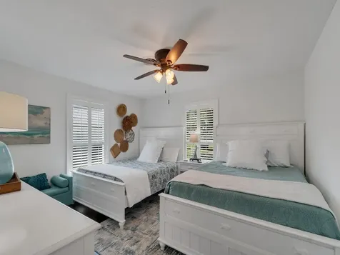 1500 Smugglers Cove Vero Beach FL 32963