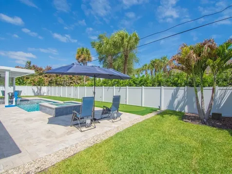 1500 Smugglers Cove Vero Beach FL 32963