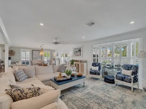 1500 Smugglers Cove Vero Beach FL 32963