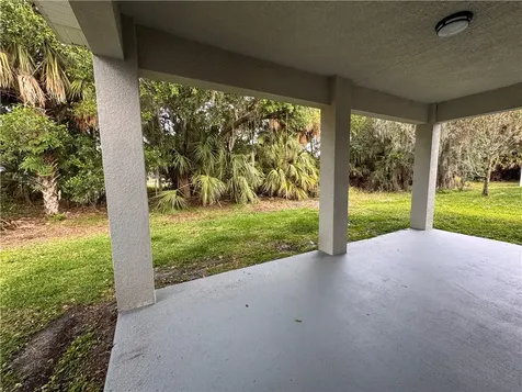 5274 Oakland Lake Circle Fort Pierce FL 34951
