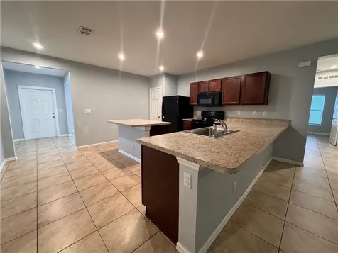 5274 Oakland Lake Circle Fort Pierce FL 34951