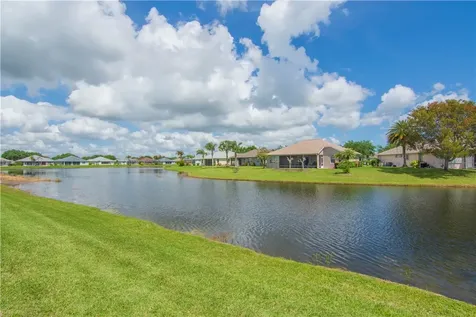 5370 E 1st Square SW Vero Beach FL 32968