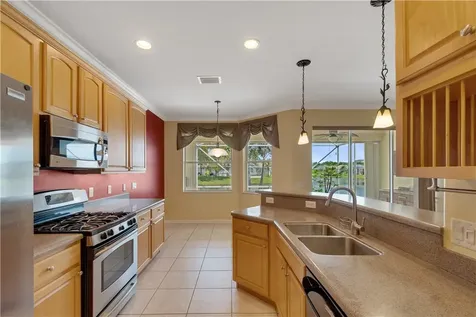 5370 E 1st Square SW Vero Beach FL 32968