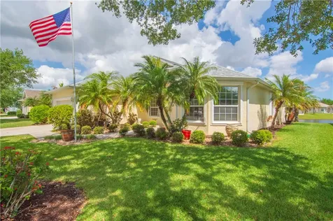 5370 E 1st Square SW Vero Beach FL 32968