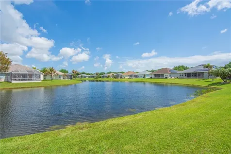 5370 E 1st Square SW Vero Beach FL 32968