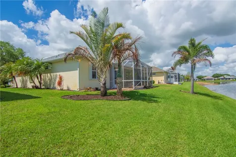 5370 E 1st Square SW Vero Beach FL 32968