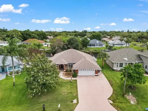 162 Concha Drive Sebastian FL 32958