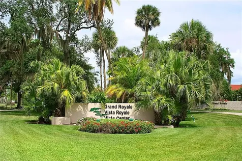 16 Vista Palm Lane Vero Beach FL 32962
