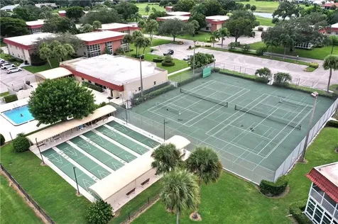16 Vista Palm Lane Vero Beach FL 32962