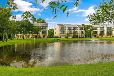 1620 42nd Square Vero Beach FL 32960